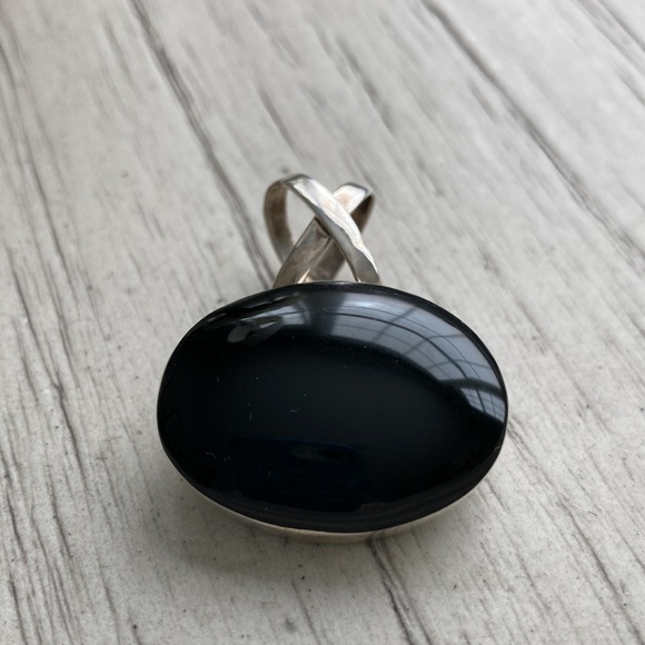 Sterling and onyx pendant - Picture 6 of 8